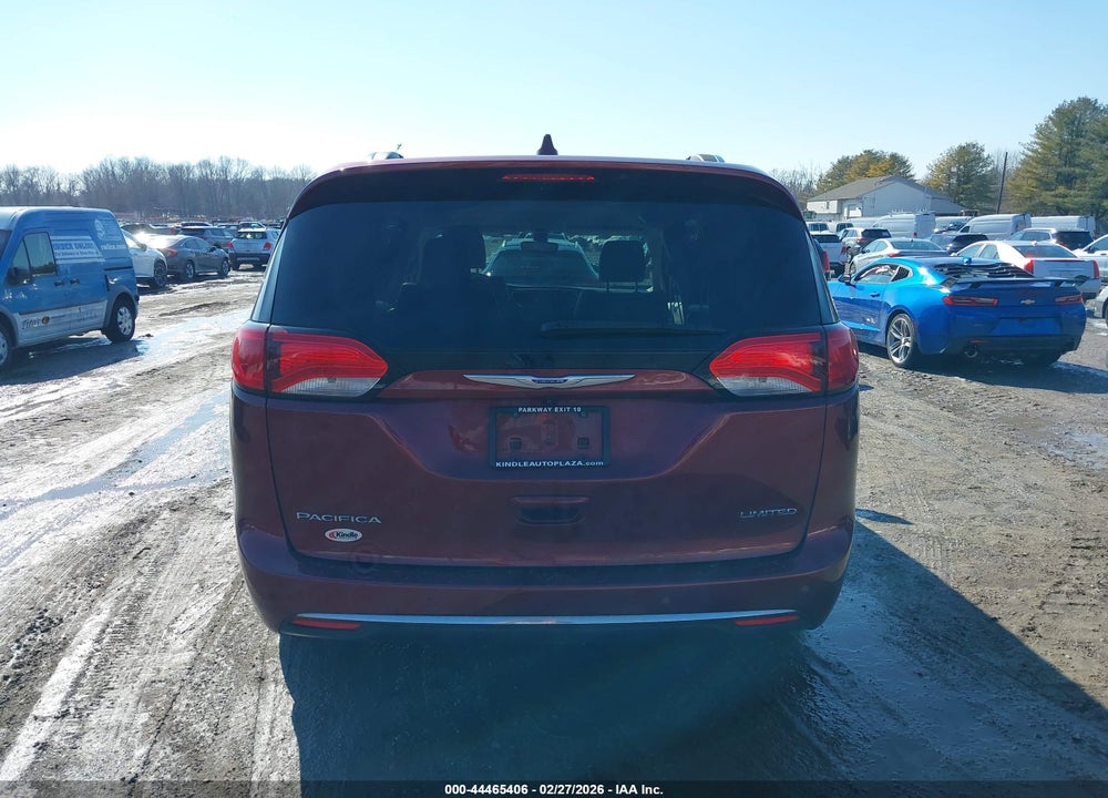 2018 CHRYSLER PACIFICA LIMITED VIN: 2C4RC1GG7JR306031