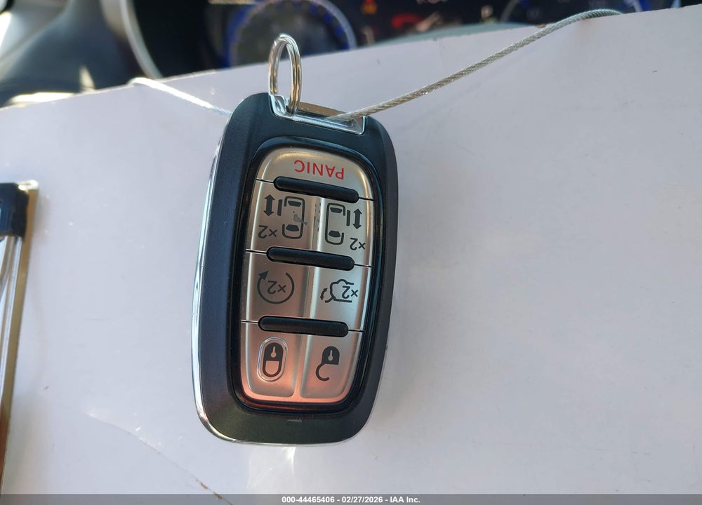 2018 CHRYSLER PACIFICA LIMITED VIN: 2C4RC1GG7JR306031