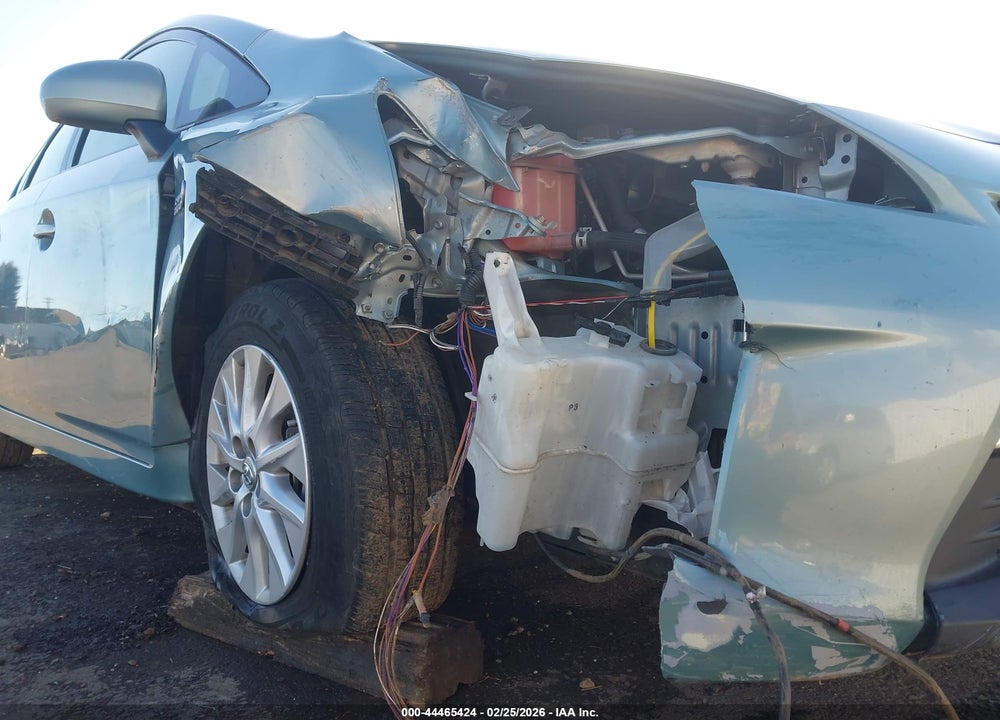 2014 TOYOTA PRIUS PLUG-IN ADVANCED VIN: JTDKN3DP7E3050757