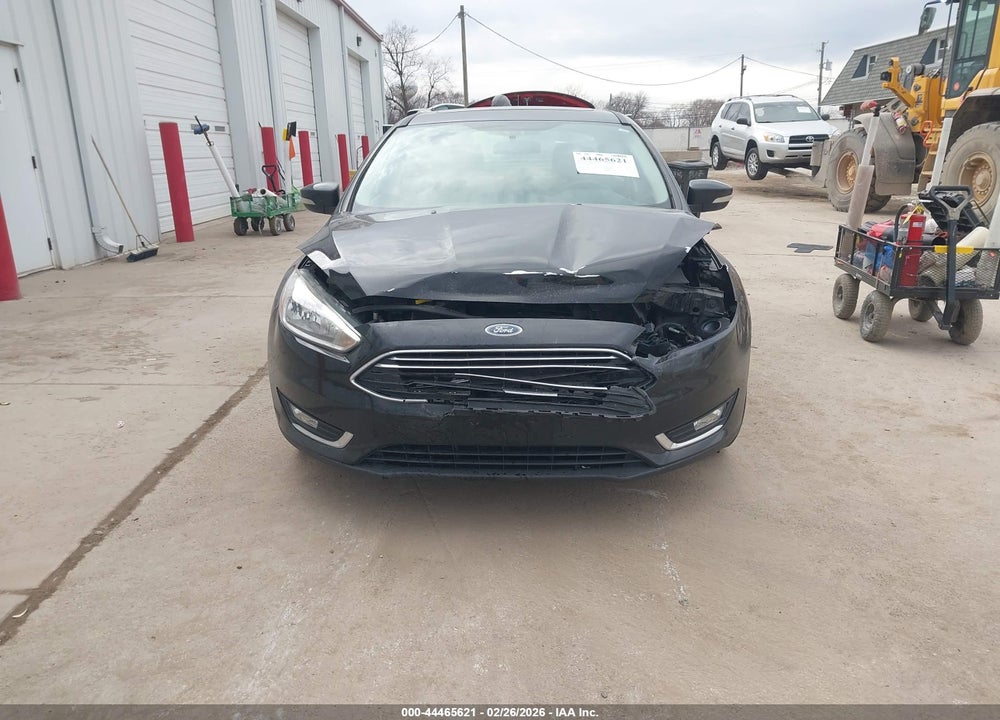 2018 FORD FOCUS TITANIUM VIN: 1FADP3J24JL280705
