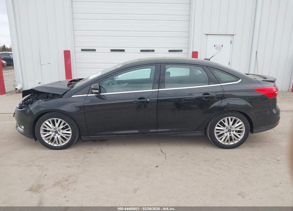 2018 FORD FOCUS TITANIUM VIN: 1FADP3J24JL280705