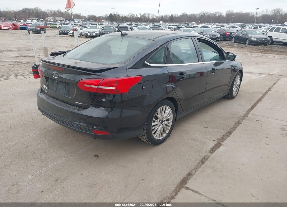 2018 FORD FOCUS TITANIUM VIN: 1FADP3J24JL280705