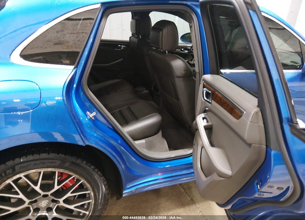 2016 PORSCHE MACAN TURBO VIN: WP1AF2A5XGLB91832