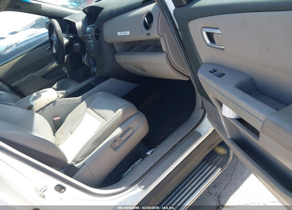 2012 HONDA PILOT EX-L VIN: 5FNYF3H66CB006208