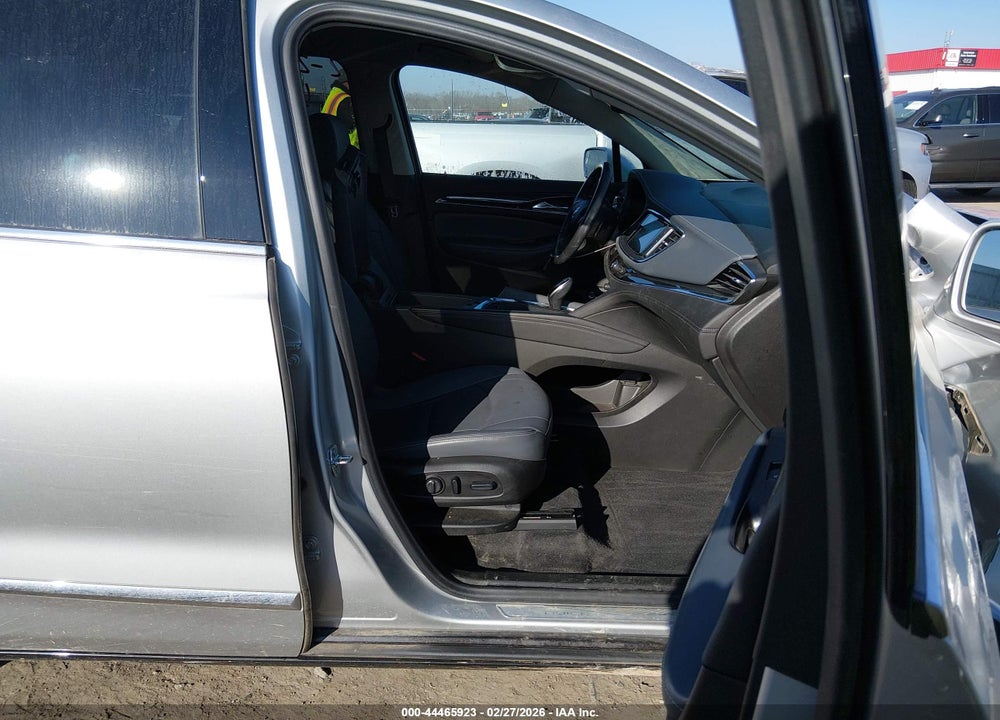 2020 BUICK ENCLAVE ESSENCE VIN: 5GAERBKW1LJ300333