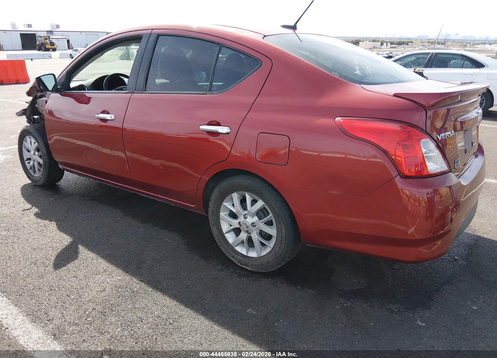 2018 NISSAN VERSA 1.6 SV VIN: 3N1CN7AP5JL819595