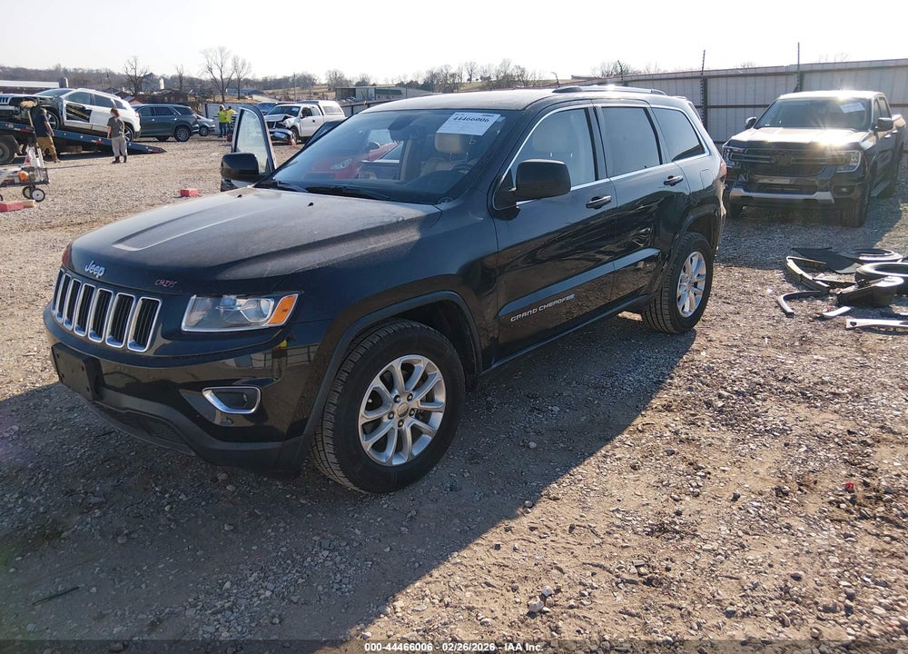 2015 JEEP GRAND CHEROKEE LAREDO VIN: 1C4RJEAG5FC714033