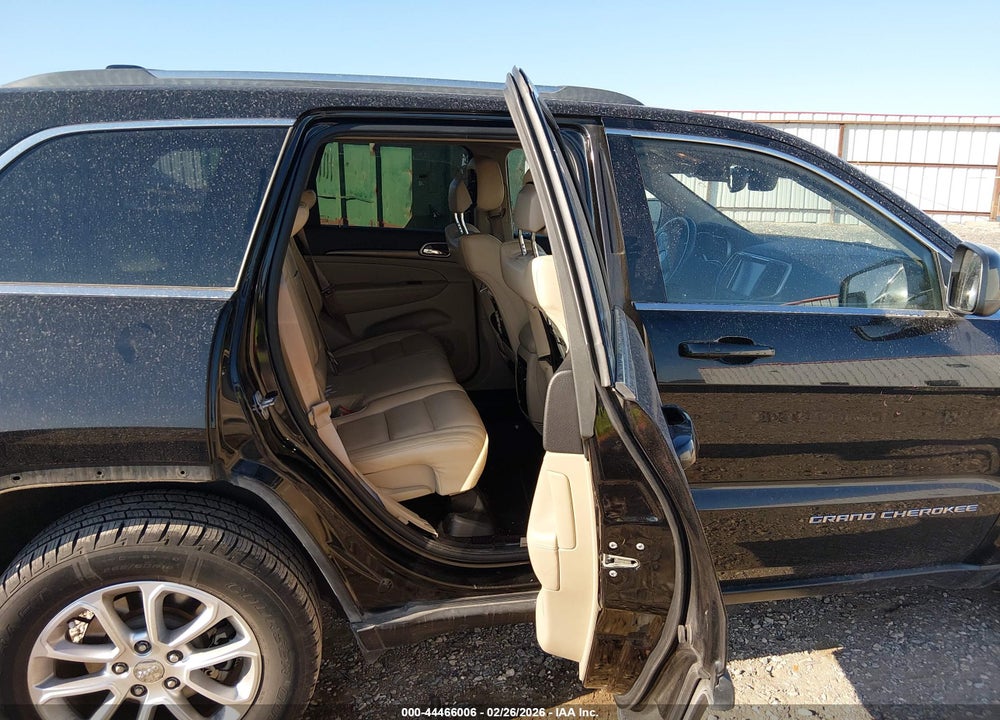 2015 JEEP GRAND CHEROKEE LAREDO VIN: 1C4RJEAG5FC714033