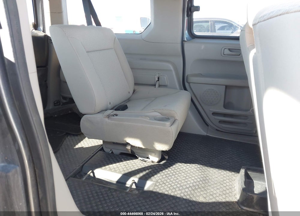 2010 HONDA ELEMENT LX VIN: 5J6YH2H35AL006358