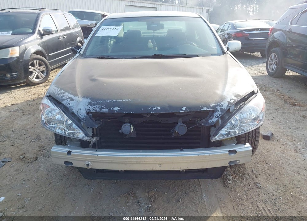 2003 TOYOTA CAMRY SE V6 VIN: JTDBF32KX30110680