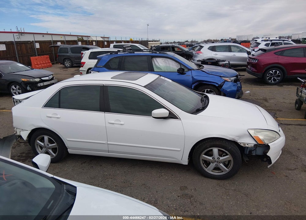 2004 HONDA ACCORD 2.4 EX VIN: 1HGCM56844A163411