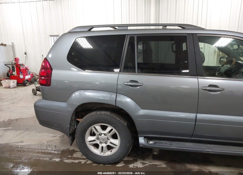 2003 LEXUS GX 470 VIN: JTJBT20X530005138