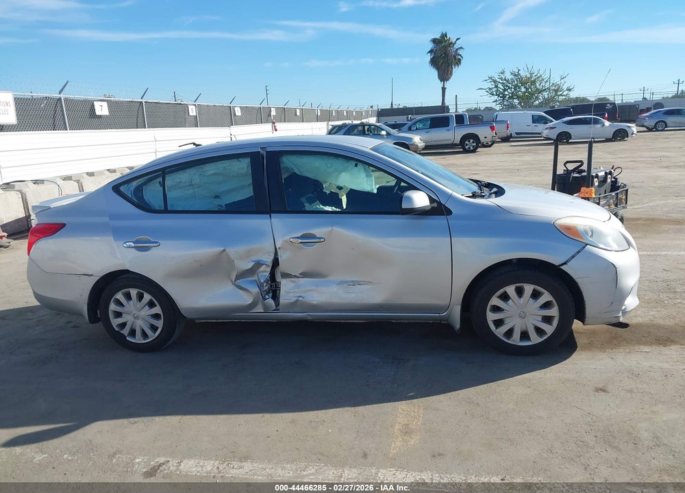 2013 NISSAN VERSA 1.6 SV VIN: 3N1CN7AP8DL865880