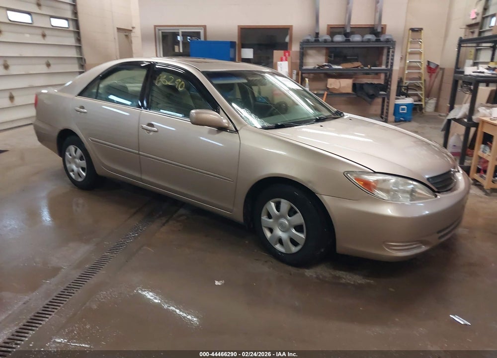 2002 TOYOTA CAMRY LE VIN: 4T1BE32KX2U557676