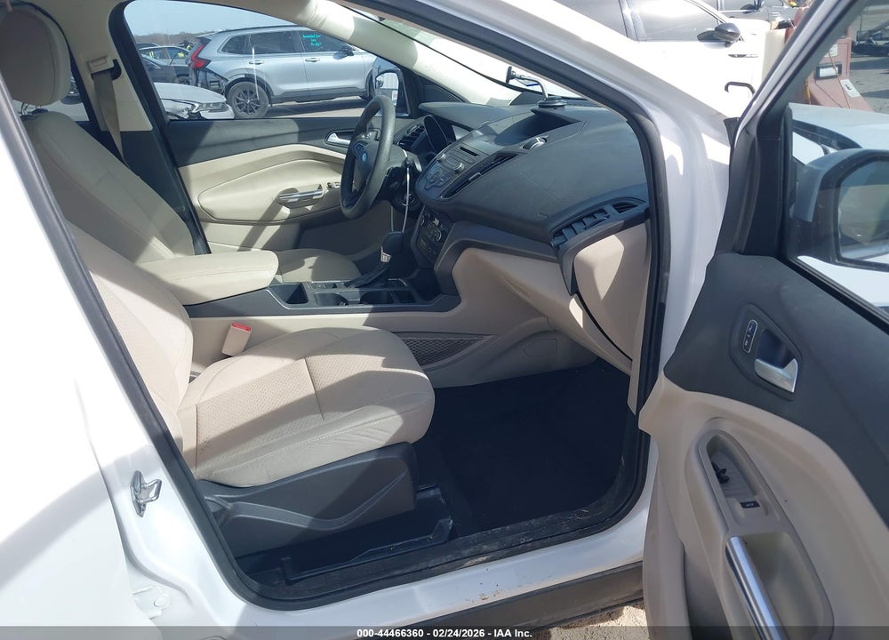 2017 FORD ESCAPE SE VIN: 1FMCU0GD6HUA61038