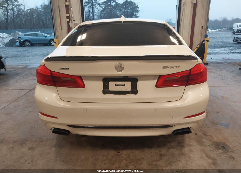 2019 BMW 540I XDRIVE VIN: WBAJE7C58KWW14166