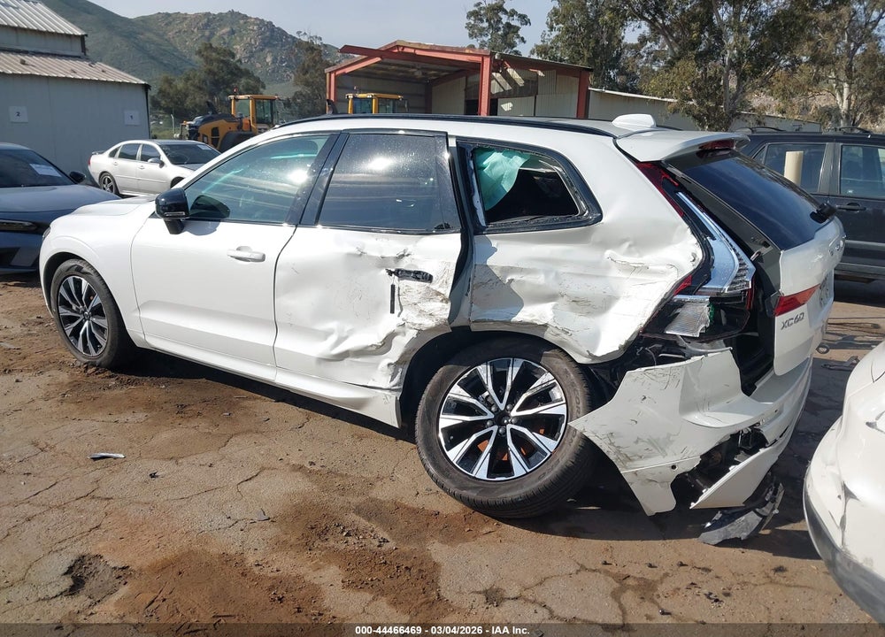 2024 VOLVO XC60 B5 PLUS DARK THEME VIN: YV4L12RL5R1911352