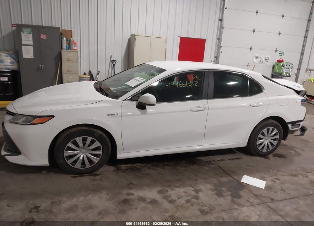 2018 TOYOTA CAMRY HYBRID LE VIN: 4T1B31HK3JU502020