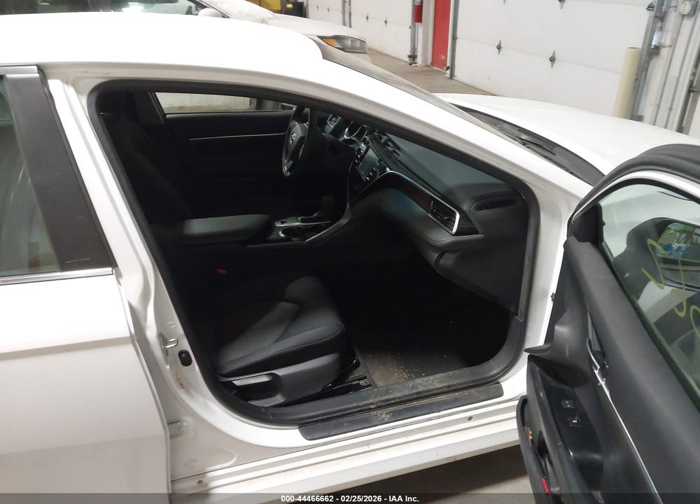 2018 TOYOTA CAMRY HYBRID LE VIN: 4T1B31HK3JU502020