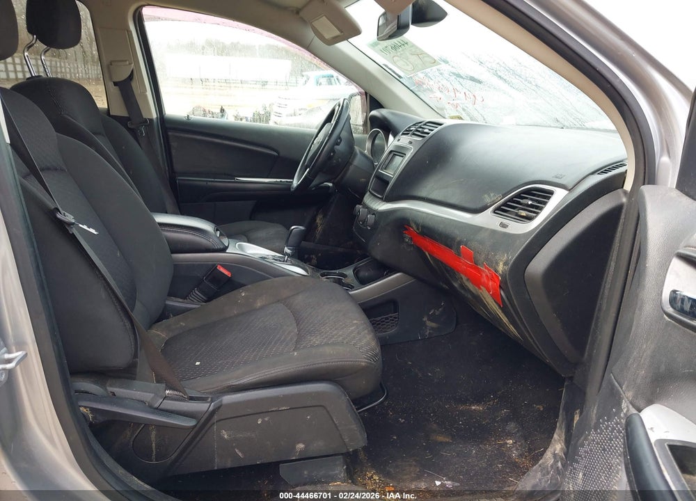 2018 DODGE JOURNEY SE VIN: 3C4PDCAB9JT531710