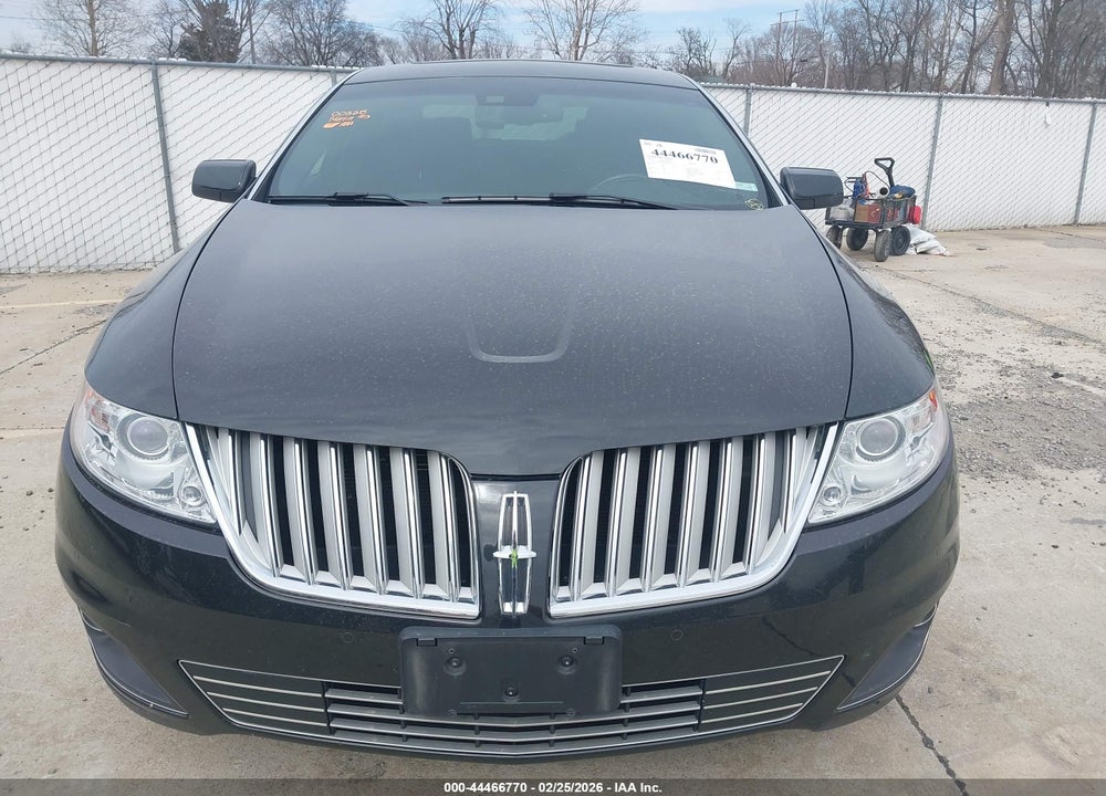 2011 LINCOLN MKS VIN: 1LNHL9DR2BG605070