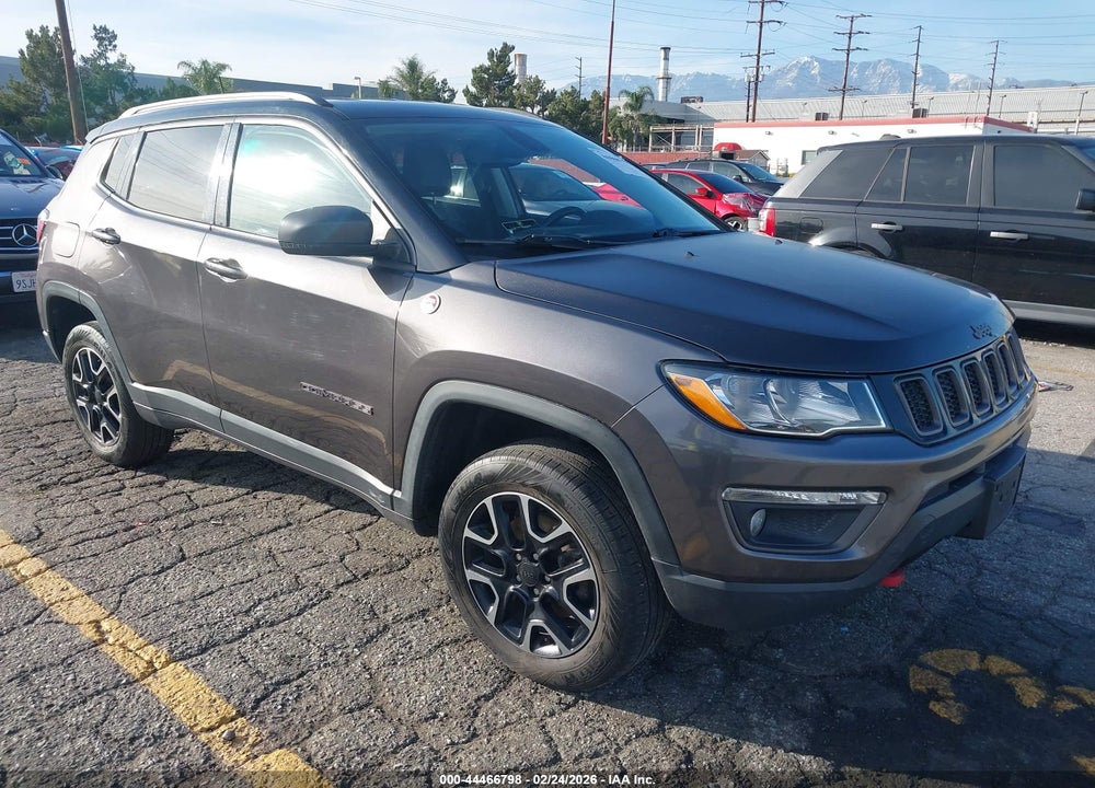 2019 JEEP COMPASS TRAILHAWK 4X4 VIN: 3C4NJDDB1KT670930