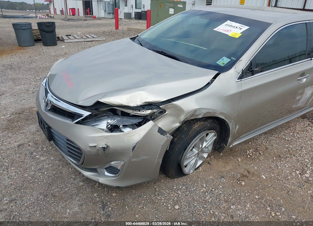 2015 TOYOTA AVALON XLE VIN: 4T1BK1EB7FU176267