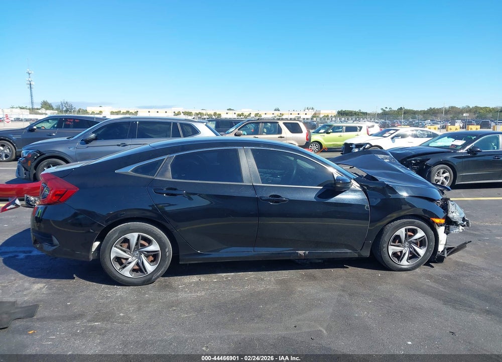 2019 HONDA CIVIC LX VIN: 19XFC2F67KE042958