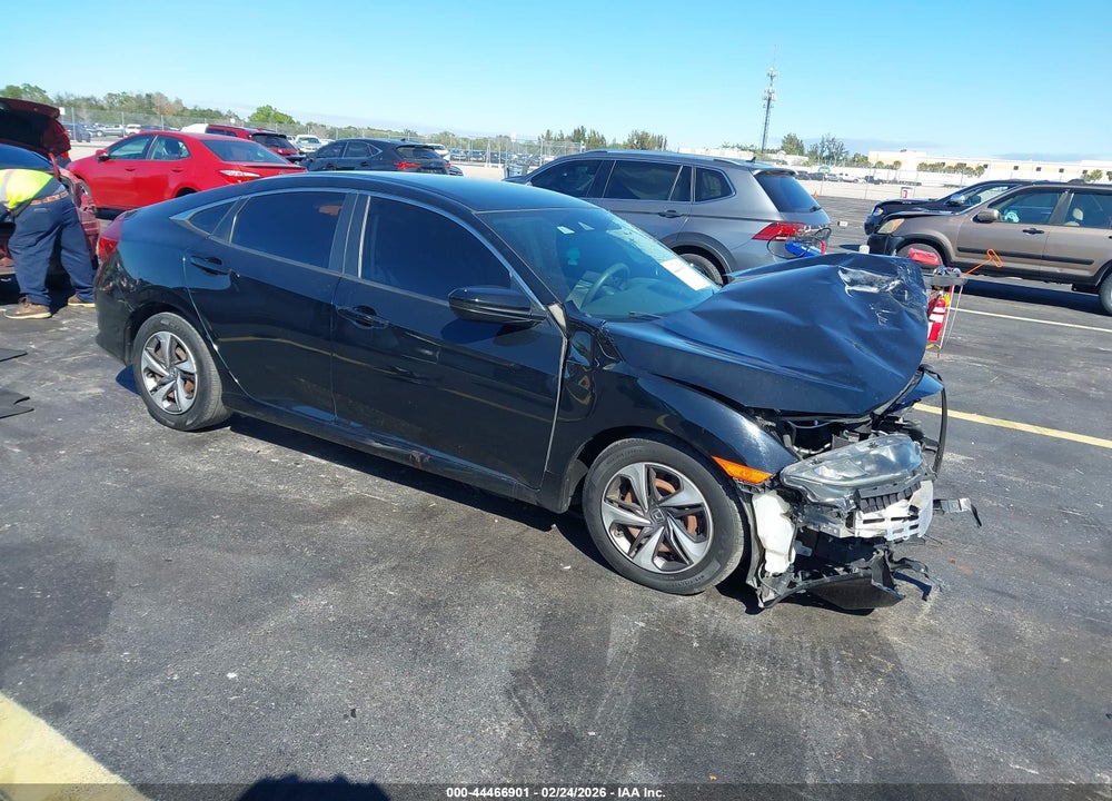 2019 HONDA CIVIC LX VIN: 19XFC2F67KE042958