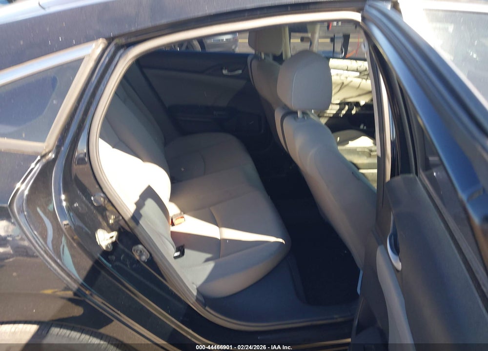 2019 HONDA CIVIC LX VIN: 19XFC2F67KE042958