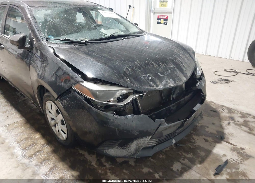 2016 TOYOTA COROLLA LE VIN: 5YFBURHE2GP551290