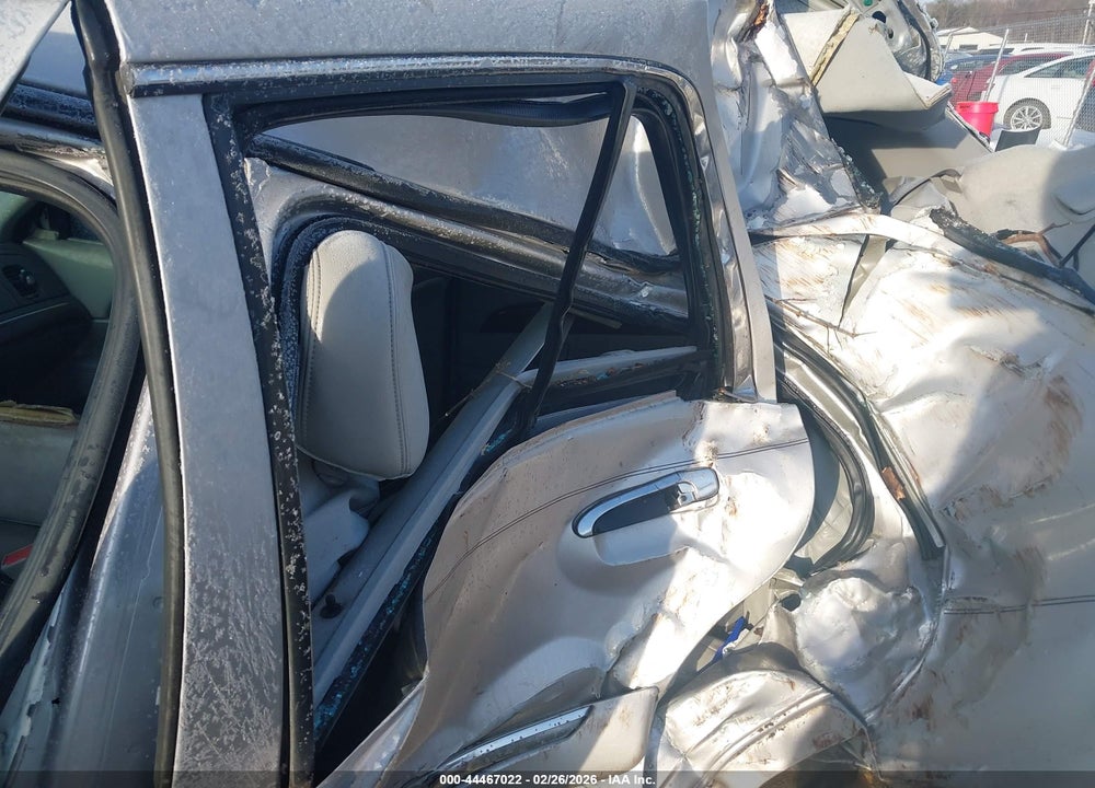 2004 MERCURY GRAND MARQUIS GS VIN: 2MEFM74W54X627689