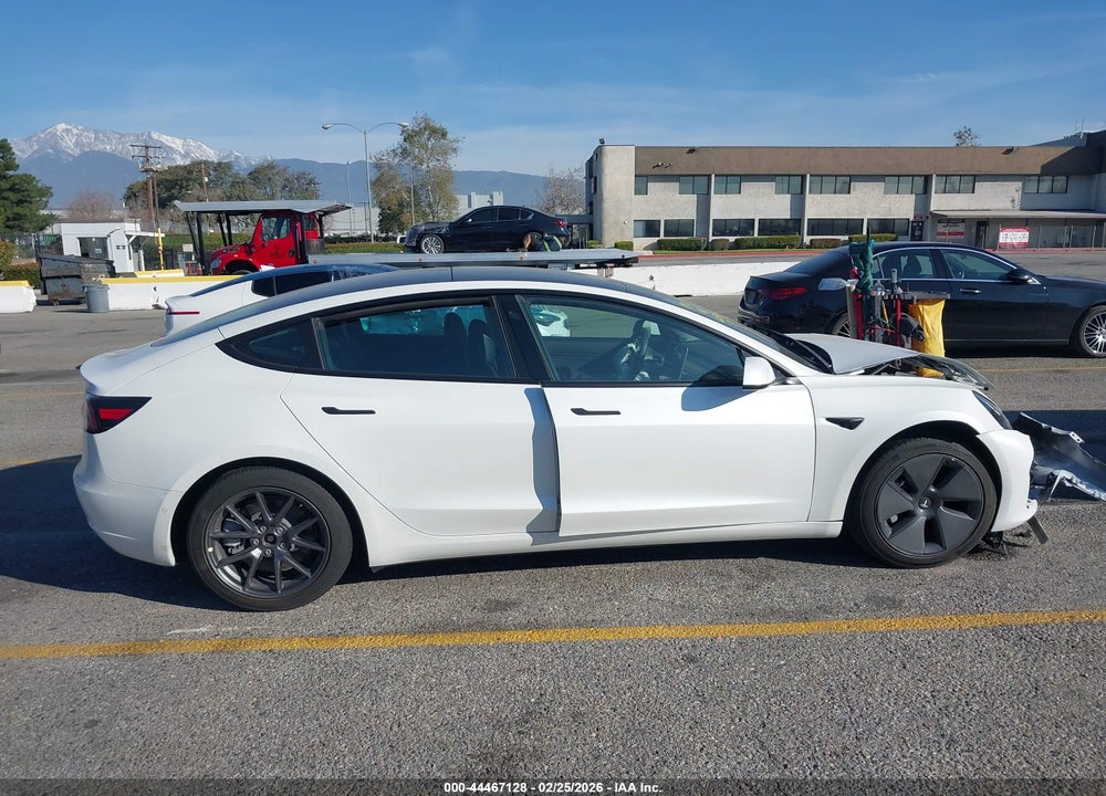 2021 TESLA MODEL 3 STANDARD RANGE PLUS REAR-WHEEL DRIVE VIN: 5YJ3E1EA4MF868418