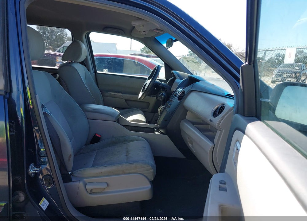 2012 HONDA PILOT EX VIN: 5FNYF3H47CB015983