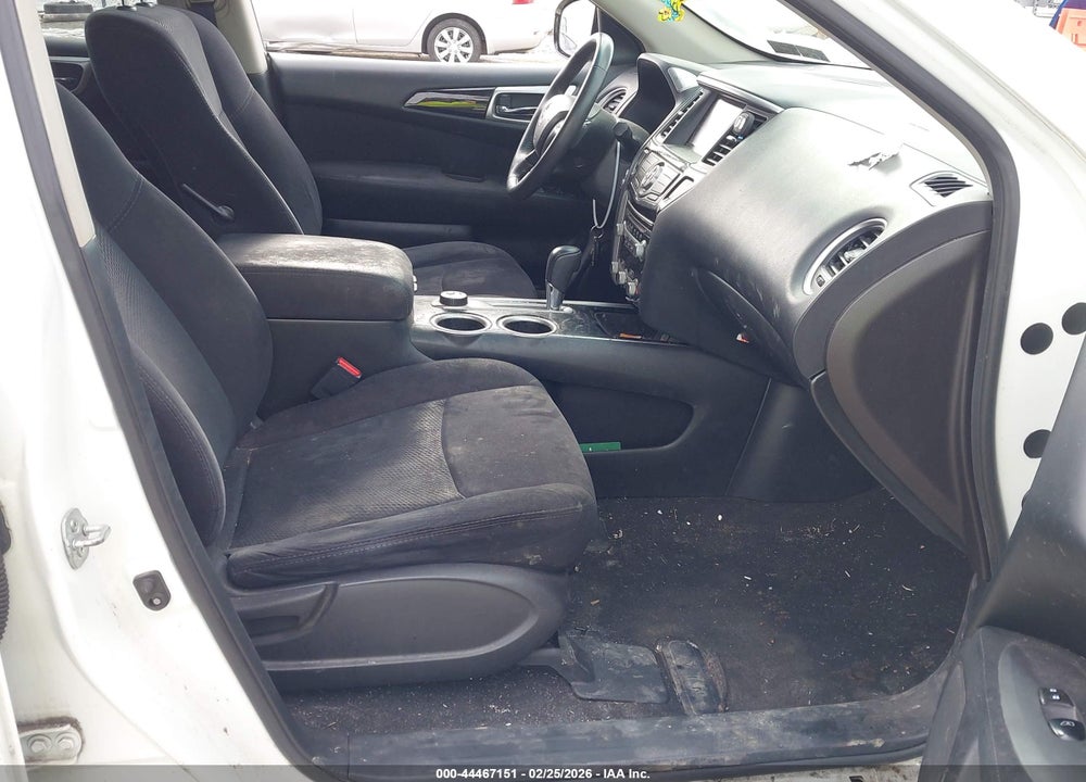 2016 NISSAN PATHFINDER SV VIN: 5N1AR2MM4GC666866