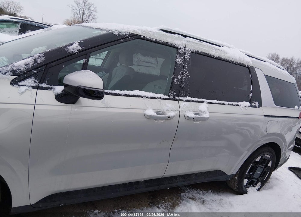 2025 KIA CARNIVAL MPV EX VIN: KNDNC5K39S6506444