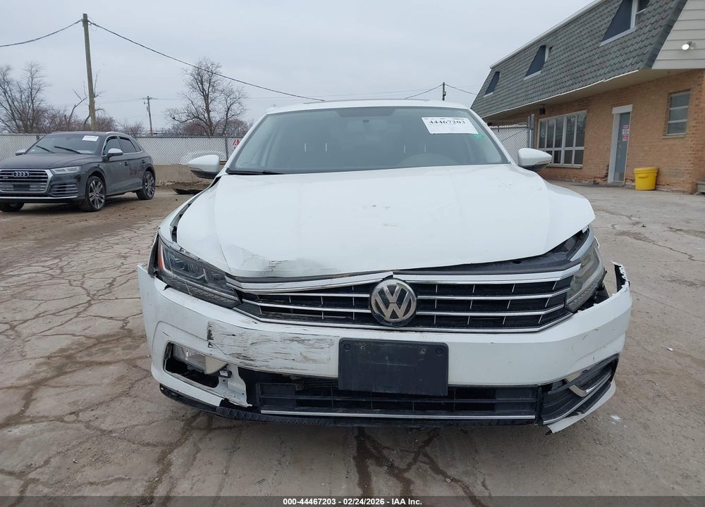 2016 VOLKSWAGEN PASSAT 1.8T SE VIN: 1VWBT7A32GC057372