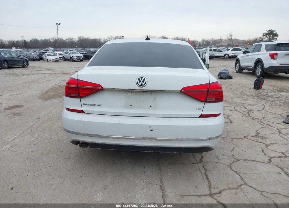 2016 VOLKSWAGEN PASSAT 1.8T SE VIN: 1VWBT7A32GC057372