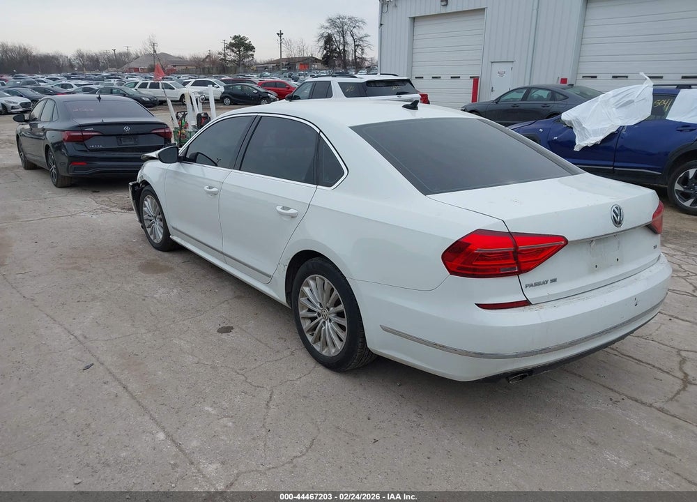 2016 VOLKSWAGEN PASSAT 1.8T SE VIN: 1VWBT7A32GC057372