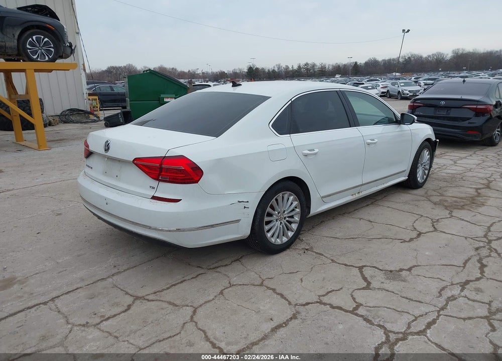 2016 VOLKSWAGEN PASSAT 1.8T SE VIN: 1VWBT7A32GC057372