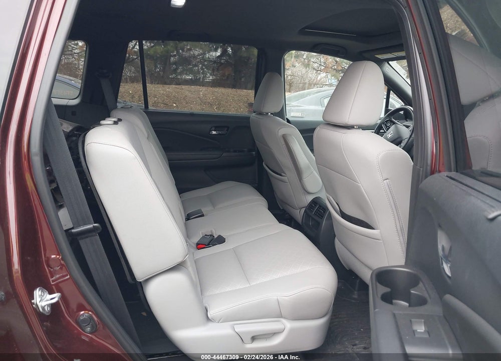 2021 HONDA PASSPORT AWD EX-L VIN: 5FNYF8H50MB023396