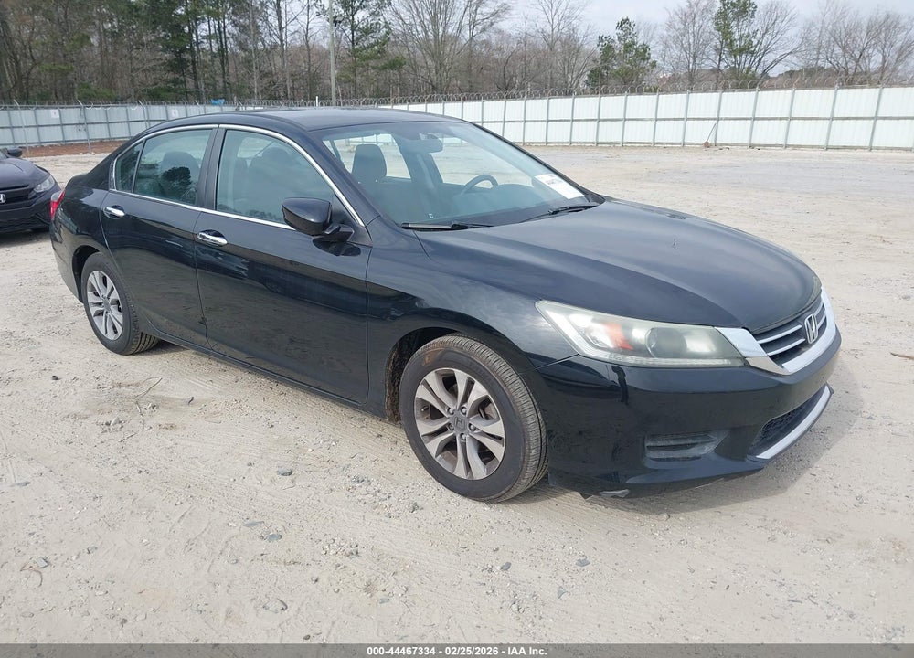 2015 HONDA ACCORD LX VIN: 1HGCR2F35FA263024