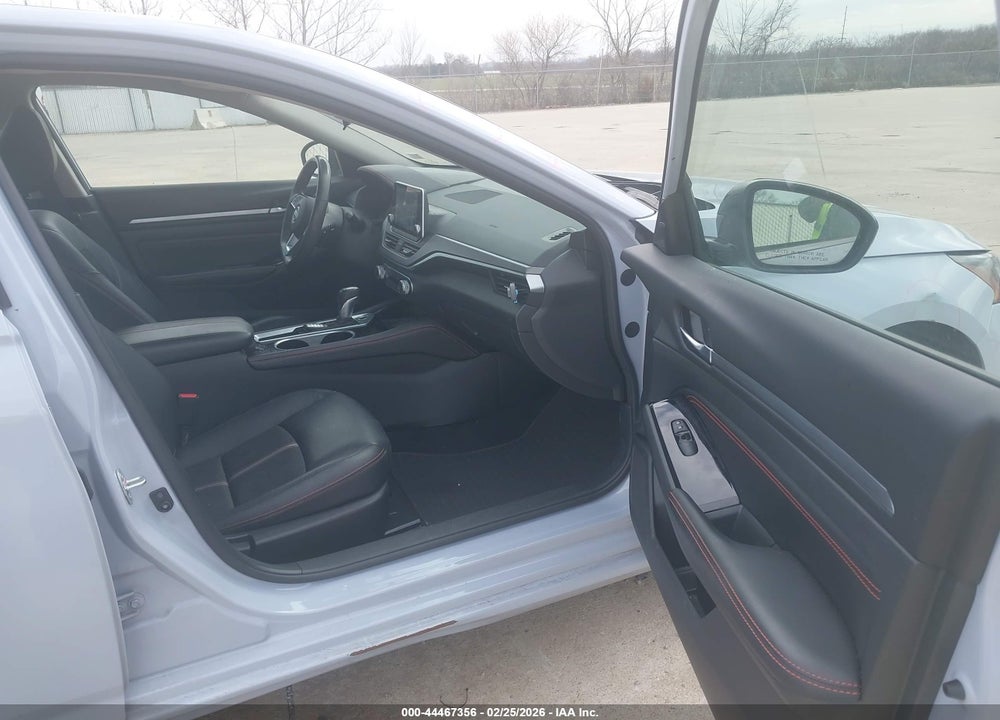 2023 NISSAN ALTIMA SR FWD VIN: 1N4BL4CV7PN399605