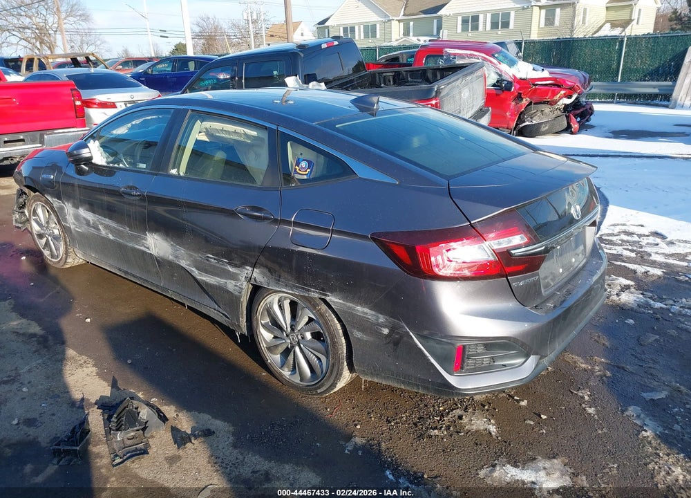 2018 HONDA CLARITY PLUG-IN HYBRID VIN: JHMZC5F1XJC013798
