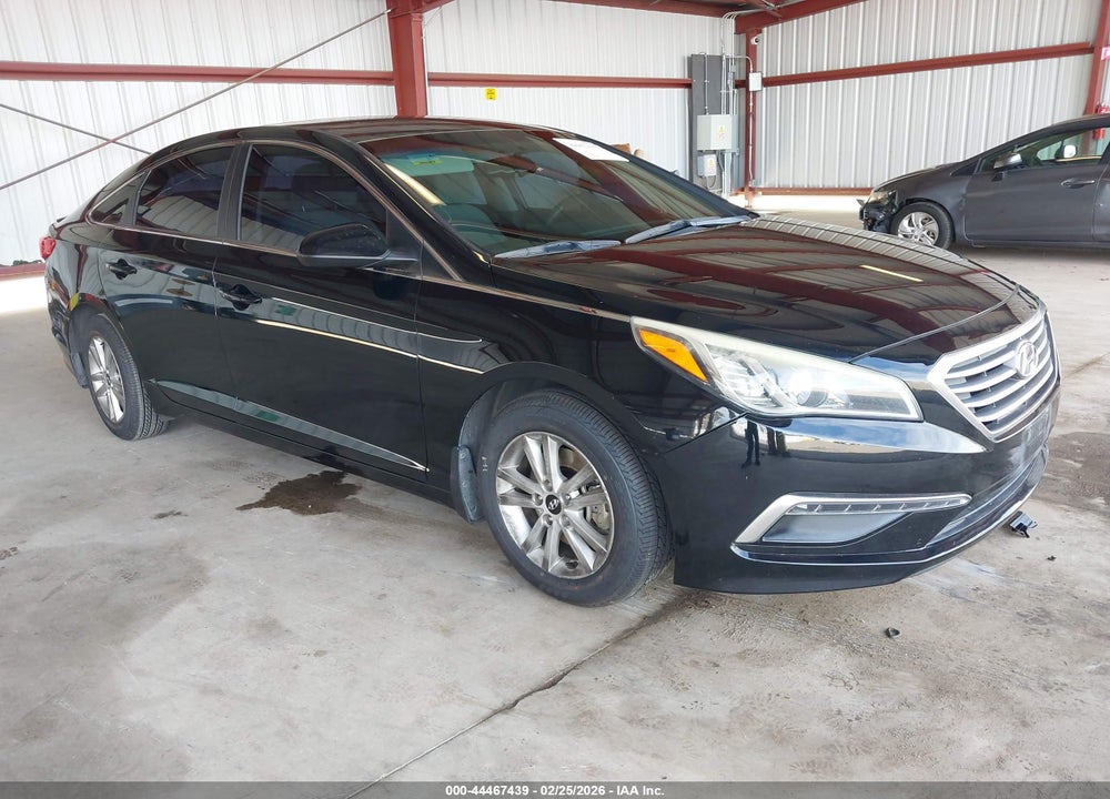 2015 HYUNDAI SONATA SE VIN: 5NPE24AF9FH173604