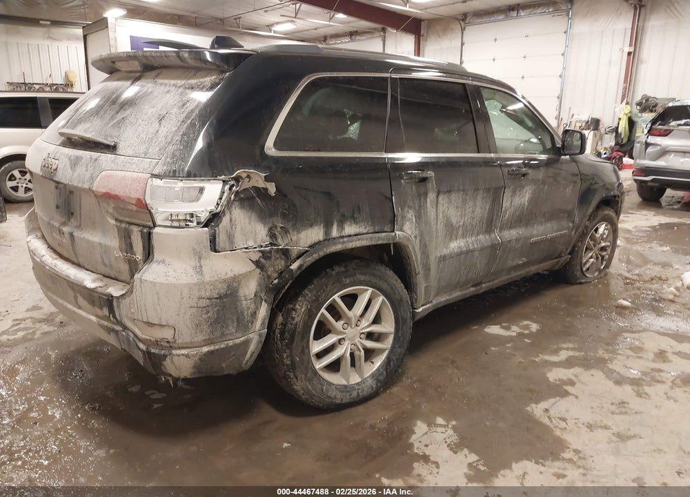2018 JEEP GRAND CHEROKEE LAREDO E 4X4 VIN: 1C4RJFAG2JC240508