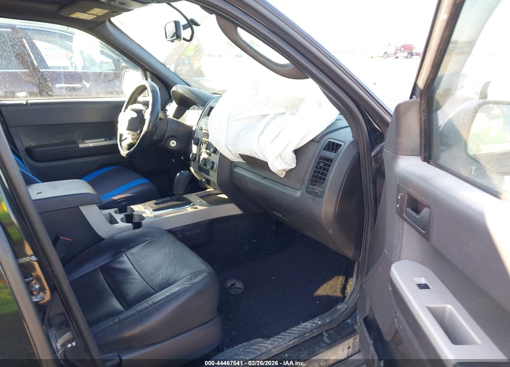 2011 FORD ESCAPE XLT VIN: 1FMCU9DG3BKB72992