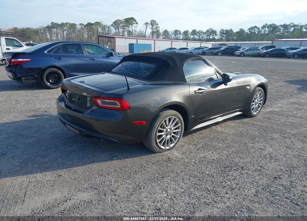 2017 FIAT 124 SPIDER CLASSICA VIN: JC1NFAEK3H0126513