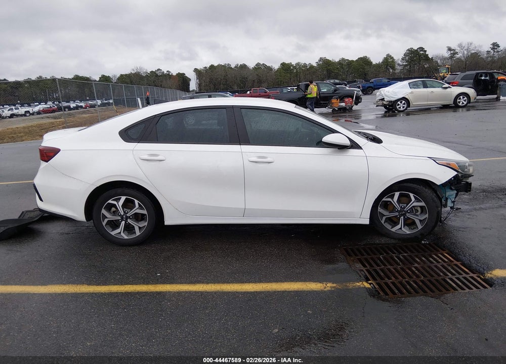 2021 KIA FORTE LXS VIN: 3KPF24AD3ME401259