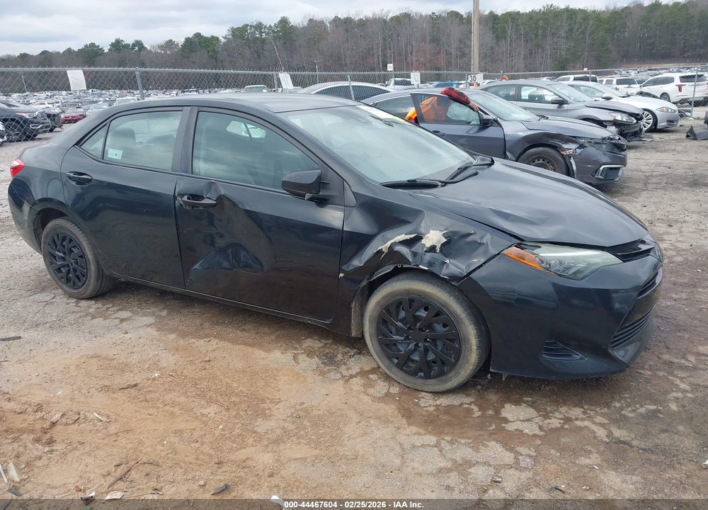 2017 TOYOTA COROLLA LE VIN: 5YFBURHE5HP724401
